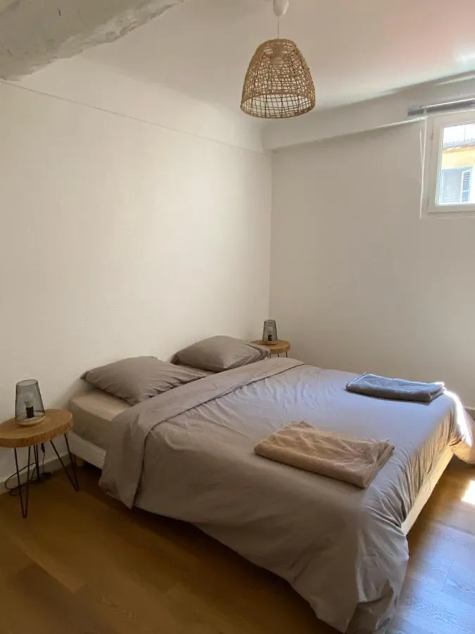 Superbe 3 Pieces Situe Dans Le Vieux-Nice Apartment  Nice